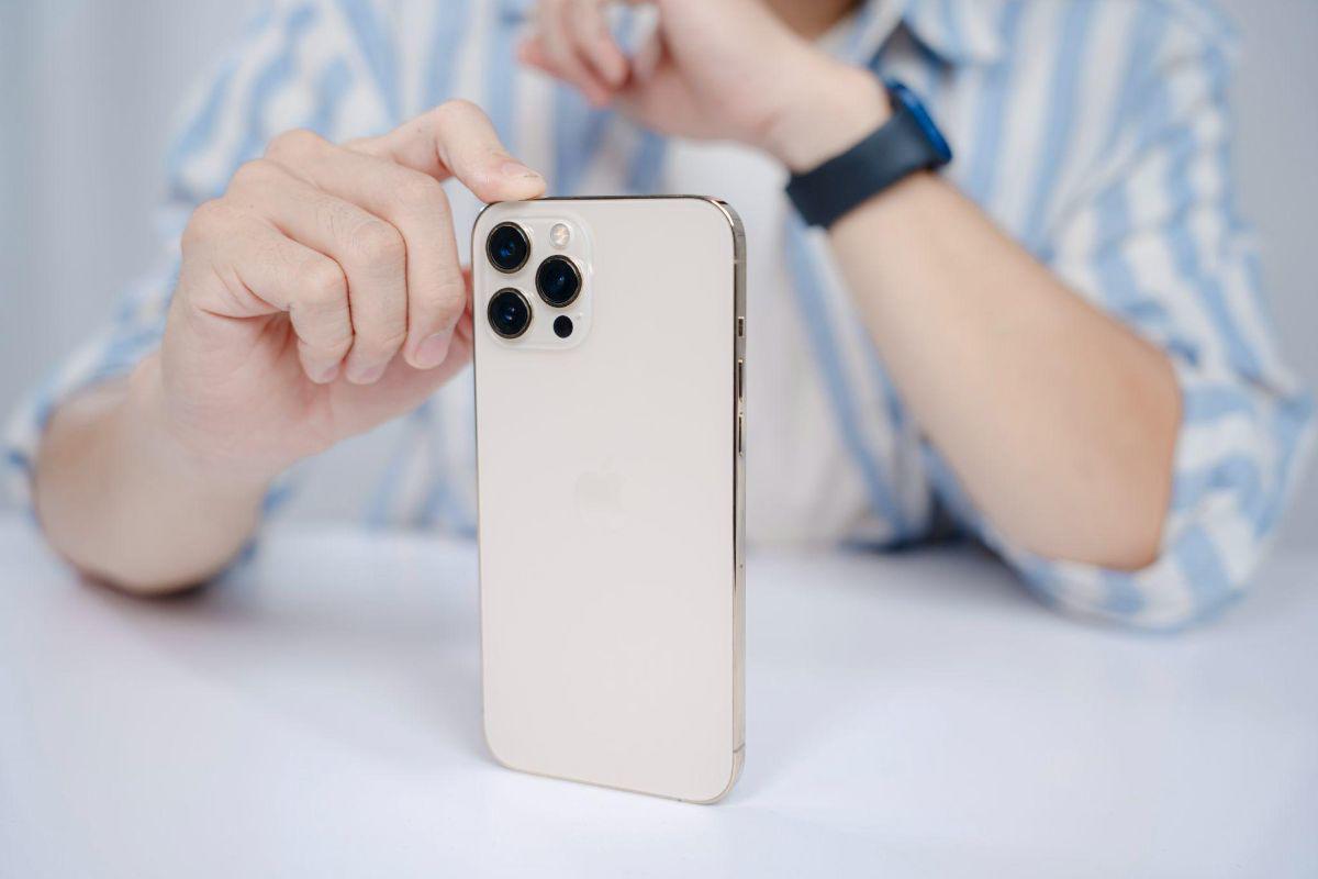 Dòng máy flagship cũ có mức giá kinh tế, hiệu năng ổn định được người dùng ưa chuộng.