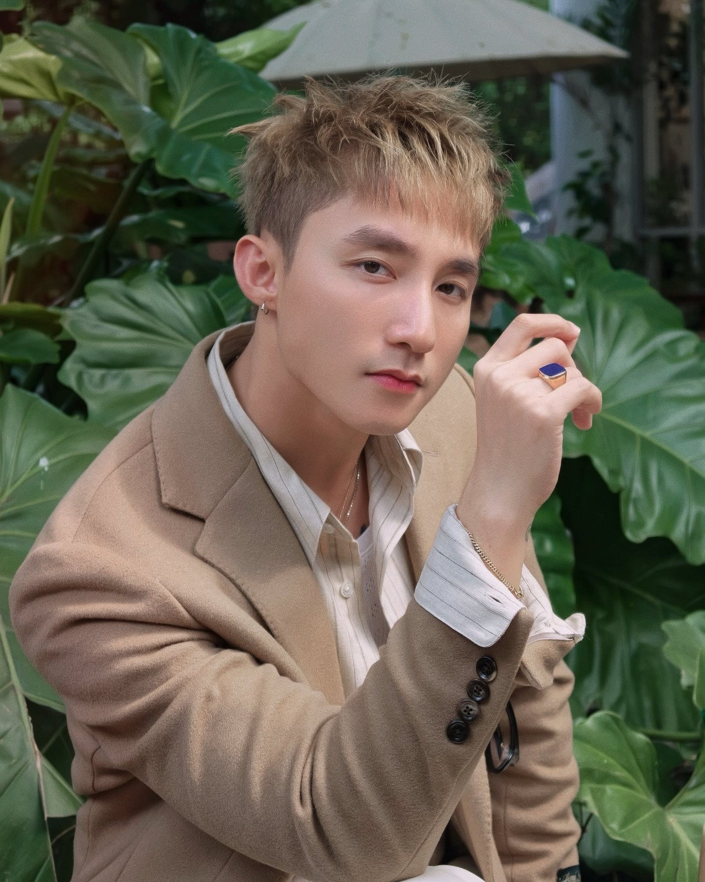 Sơn Tùng M-TP, Đan Trường và nhiều nghệ sĩ tiếp tục ủng hộ cho đồng bào miền Trung.