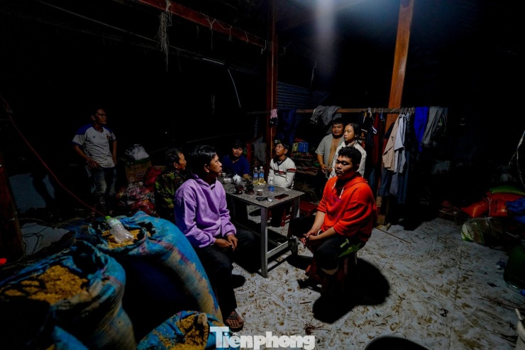 Đứng dậy sau lũ dữ: Cuộc tái sinh lặng lẽ của dân làng lũ Phú Hữu - 15