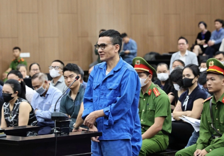 Đối tượng Vũ Phong tại phiên xét xử vụ án đánh bạc trong khách sạn Pullman.