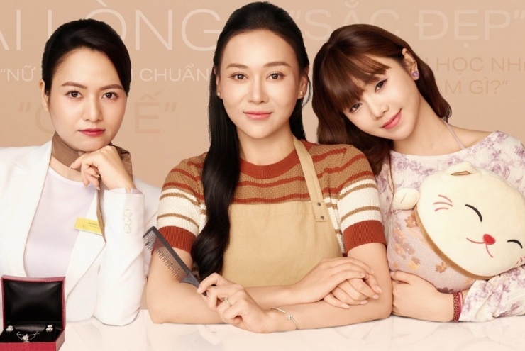 Thiết kế cũng được 'nàng dâu hào môn' dùng đi dùng lại trong phim, bao gồm cả việc chụp poster quảng bá.