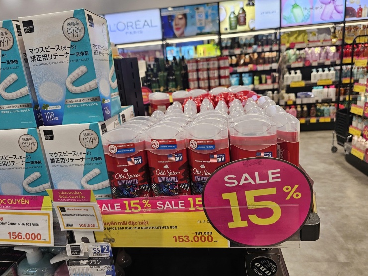 Nhiều người tiêu dùng "lắc đầu" với Black Friday - 2