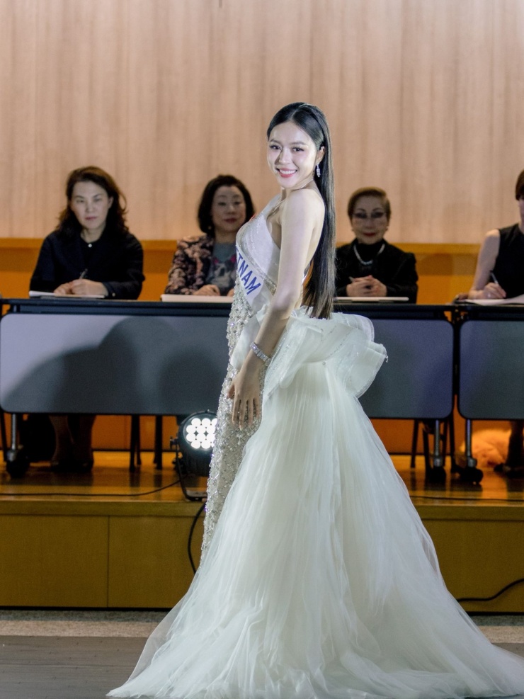 Hành trình của Kiều Duy tại Hoa hậu Quốc tế - 8