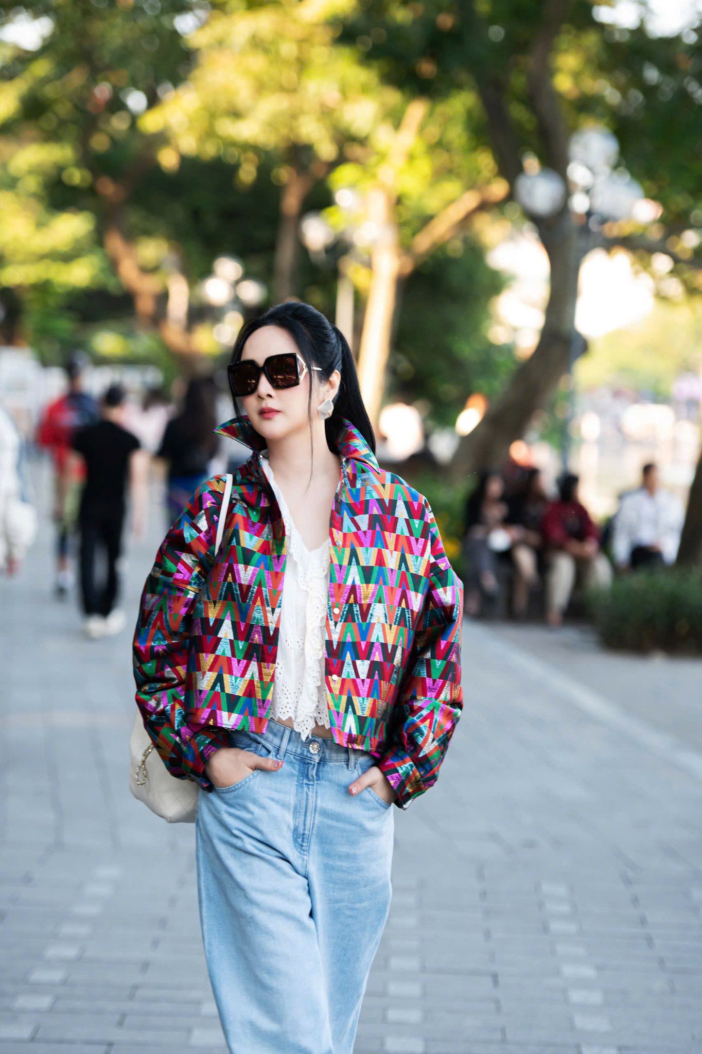 Hoa hậu Đền Hùng Giáng My đọ sắc bên cựu người mẫu Thủy Hương - 5