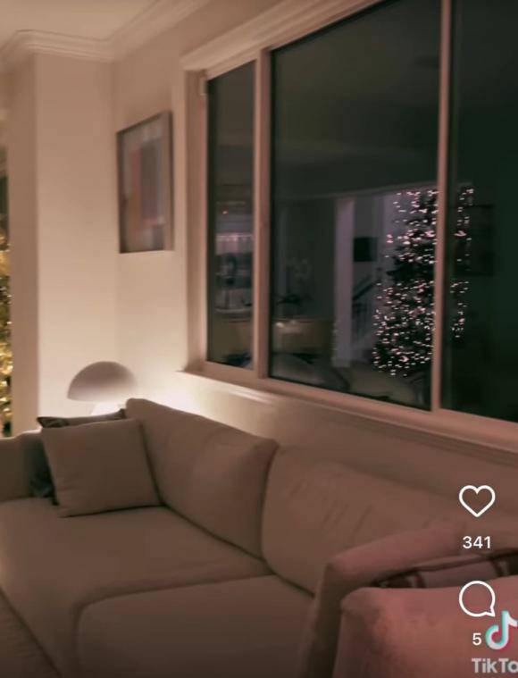 Qua một bức ảnh trang trí Noel, Phạm Hương để lộ cuộc sống ở Mỹ giữa nghi vấn rạn nứt với chồng đại gia - 23