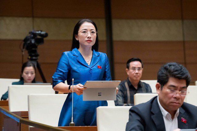 ĐBQH Trần Khánh Thu - Đoàn ĐBQH tỉnh Hưng Yên.