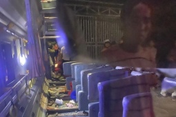 Điều tra vụ lật xe chở công nhân ở Tây Ninh, 10 người nhập viện