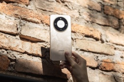 “Chiến binh” HONOR X9d sắp lộ diện: Pin 8.300mAh – xuất trận ngay giữa phố đi bộ!