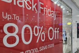 Nhiều người tiêu dùng "lắc đầu" với Black Friday