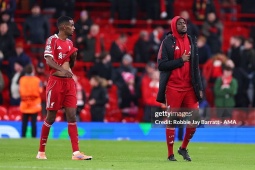 Dàn sao bạc triệu nhưng vô hồn dìm Liverpool xuống đáy, pháo đài Anfield hóa "mồ chôn"