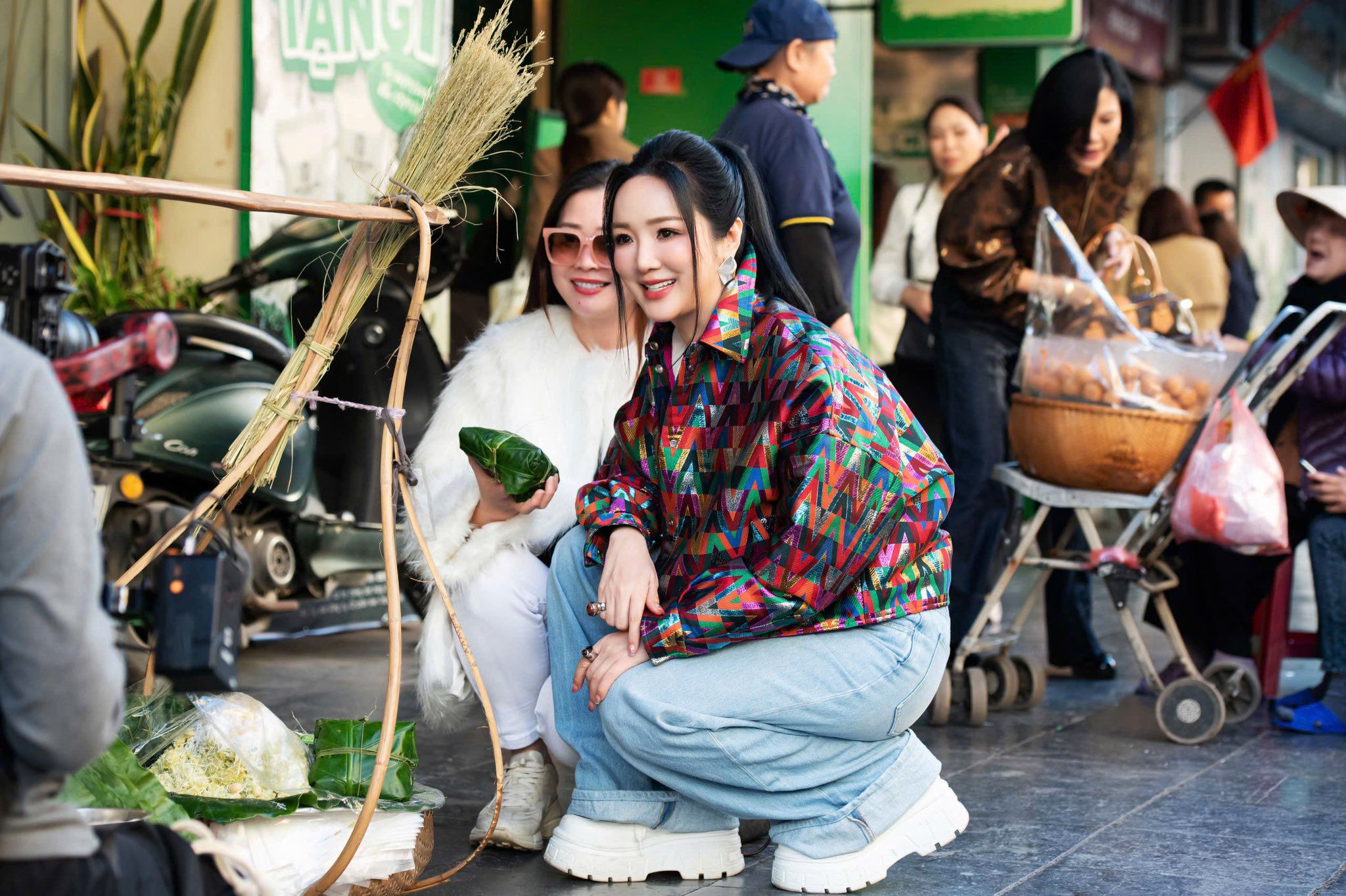 Hoa hậu Đền Hùng Giáng My đọ sắc bên cựu người mẫu Thủy Hương - 7