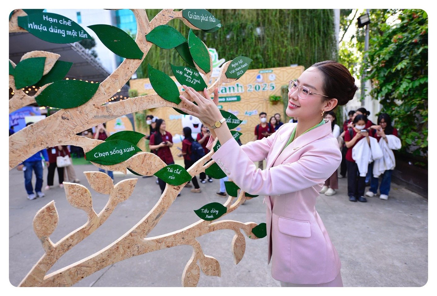 Hoa hậu Bảo Ngọc được tổ chức Miss World chú ý, tín hiệu tích cực cho đại diện Việt Nam? - 7