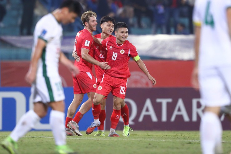 Công An Hà Nội miệt mài tấn công và được đền đáp bằng bàn gỡ ở phút 76 (hậu vệ Bắc Kinh Quốc An phá bóng trúng người Mauk đi vào lưới), khởi đầu cho khoảng thời gian "điên rồ" cuối trận