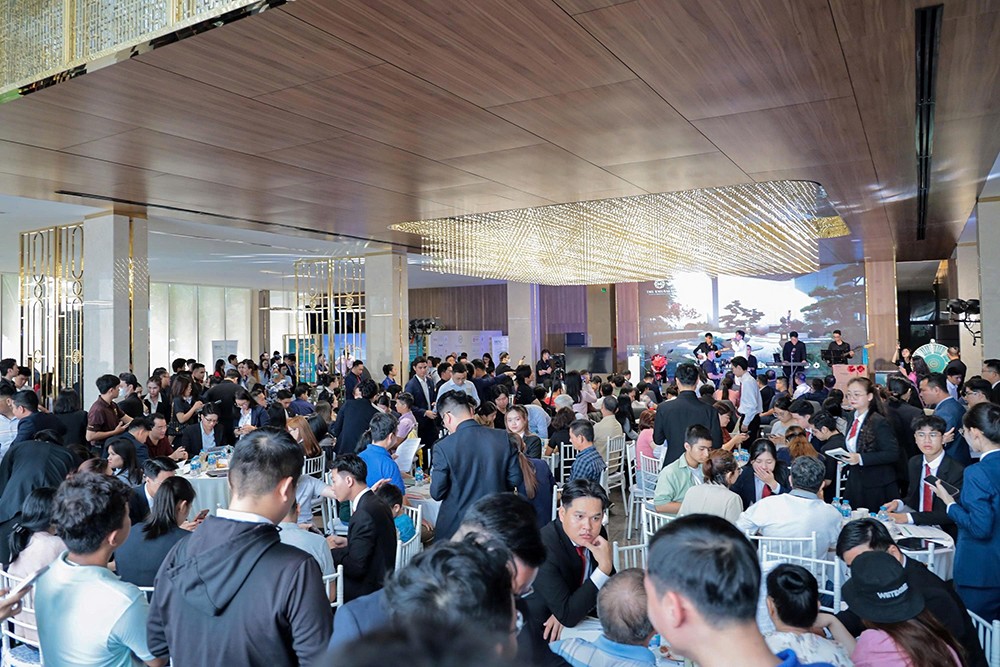 DKRA Realty đưa The Emerald 68 đến gần hơn với khách hàng bằng chiến lược tiếp thị và kinh doanh hiệu quả. (ảnh: Quốc Dũng)