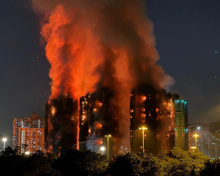 Nguyên nhân khiến cụm 8 tòa chung cư ở Hong Kong chìm trong biển lửa? - 3