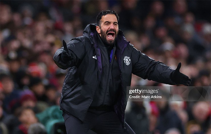 HLV Ruben Amorim kiên định với sơ đồ 3-4-3