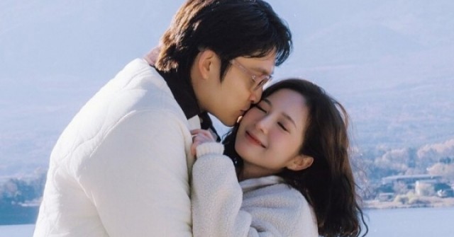 Đình Tú - Ngọc Huyền hưởng trăng mật ở Nhật