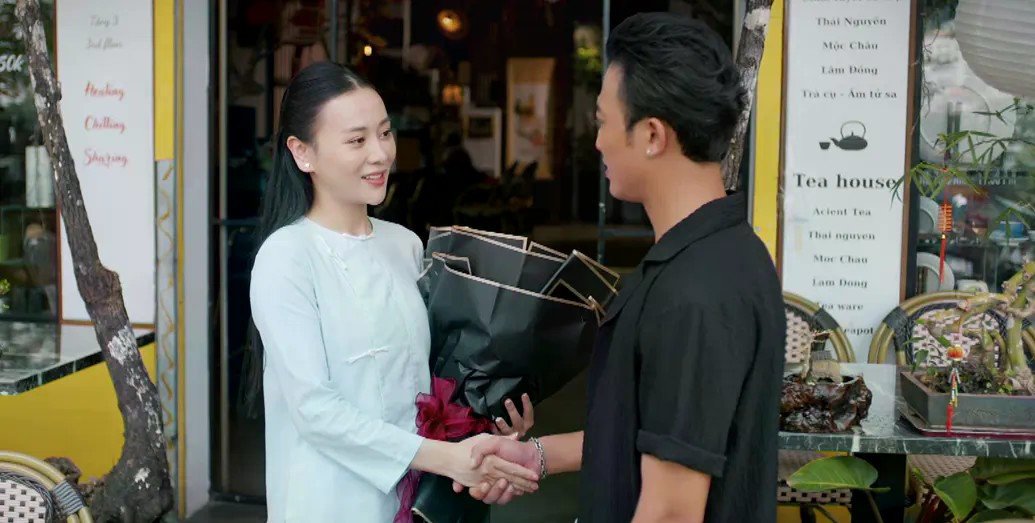 Cái kết viên mãn cho cả ba nhân vật Mỹ Anh, Kim Ngân và Hoàng Lam trong phim Gió ngang khoảng trời xanh.