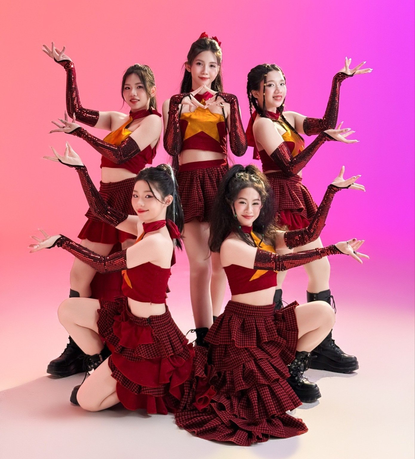 Cơ hội nào để VSTAR tránh vết xe đổ của các nhóm nhạc?