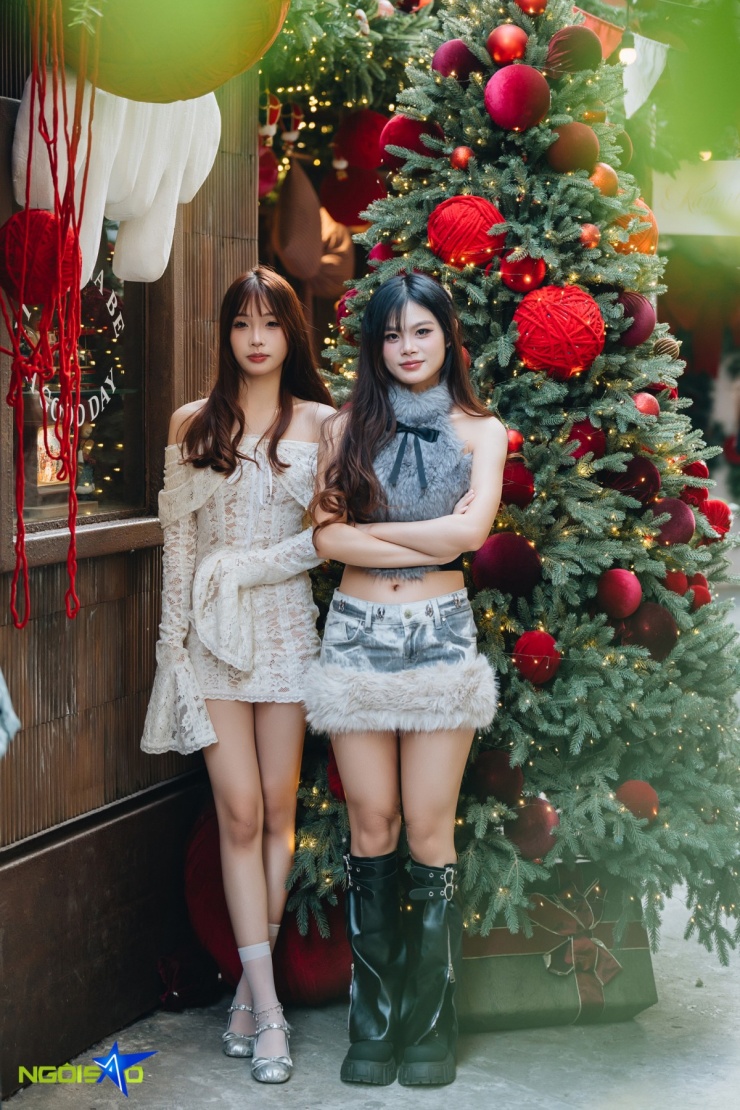 Xếp hàng chụp ảnh Noel ở con ngõ dài 100 m mang phong cách Hàn Quốc - 11