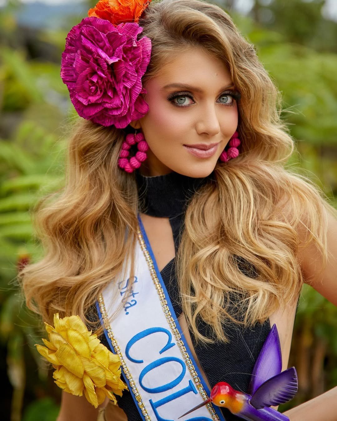 Trong sự nghiệp thi sắc đẹp của mình, Catalina luôn nhấn mạnh những phẩm chất mà cô tin làm nên một nữ lãnh đạo. "Một nữ lãnh đạo phải có sức hút, luôn hướng đến lợi ích chung, quan tâm đến người khác và khiêm tốn, sẵn sàng học hỏi. Đó là những phẩm chất tạo nên một nhà lãnh đạo thực thụ. Phụ nữ Colombia đã làm được điều tương tự trong suốt 90 năm qua, họ là những người phụ nữ tràn đầy trí tuệ, lòng dũng cảm và có mục đích xã hội".