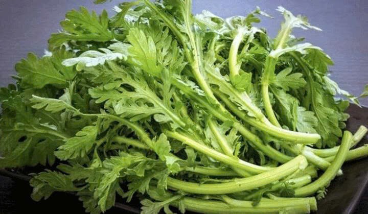 Loại rau hỗ trợ an thần, ổn định huyết áp, bán đầy chợ Việt, chế biến được nhiều món ngon - 1