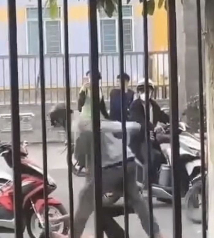 Đoạn clip dài 19 giây gây phẫn nộ ở Tây Ninh - 1