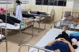 79 công nhân, học sinh ở TP HCM cấp cứu nghi ngộ độc thực phẩm