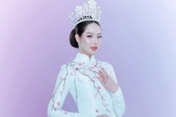 Thanh Thủy diện áo dài nặng 10 kg khép lại nhiệm kỳ hoa hậu