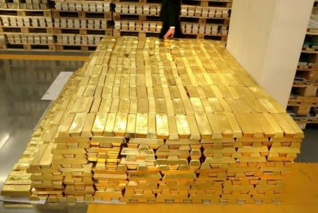 Các nước đổ xô mua vàng: Điều gì khiến kho dự trữ toàn cầu rung chuyển?