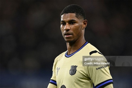 PSG vung tiền gấp đôi Barcelona hỏi mua Rashford, MU mơ phá kỷ lục