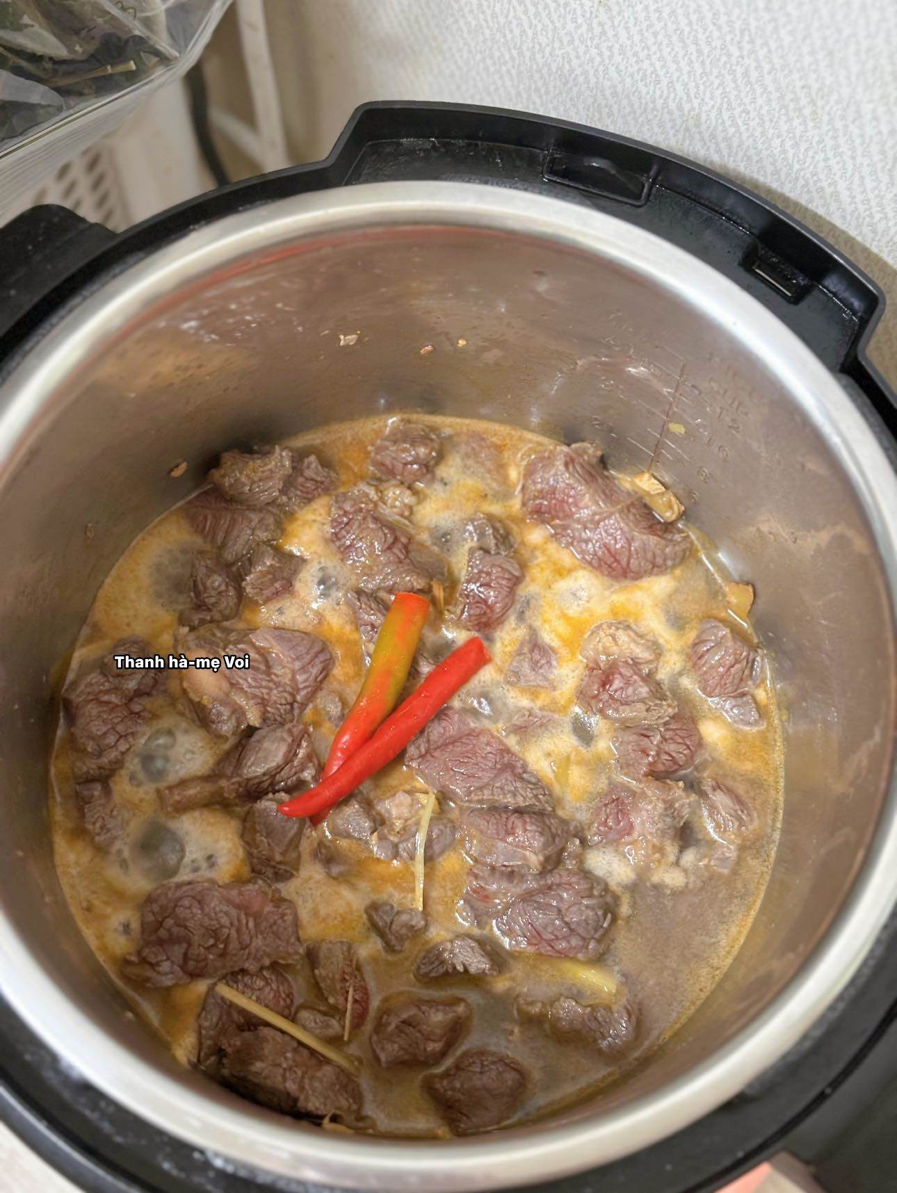 Trời lạnh mà nấu thịt bò theo cách này, ăn cùng cơm nóng bao nhiêu cũng hết - 4