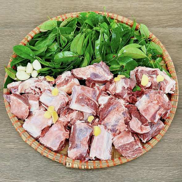 Loại lá có tên cực lạ, nấu canh sườn bò ngon miễn chê - 2