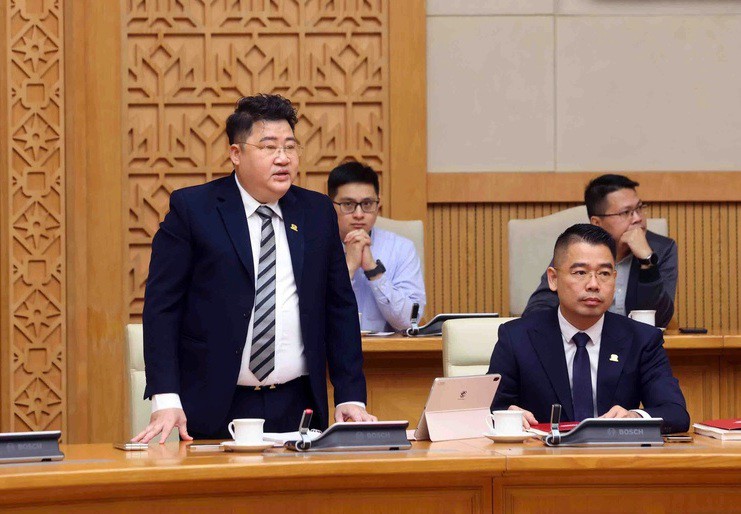 Ông Nguyễn Nam Thiều, Chủ tịch Hội đồng quản trị Công ty cổ phần Tập đoàn Discovery phát biểu tại cuộc họp - Ảnh: VGP