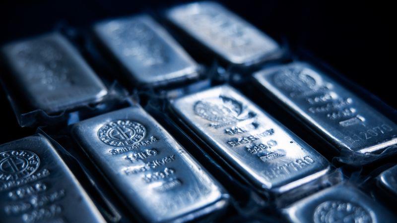 Giá bạc lập kỷ lục mới: Điều gì đang đẩy thị trường kim loại quý vào tình trạng căng thẳng nghiêm trọng? - 1