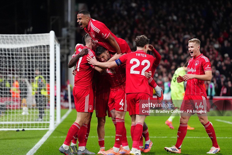 Video bóng đá Nottingham Forest - Malmo: Chiến thắng tưng bừng (Europa League) - 2
