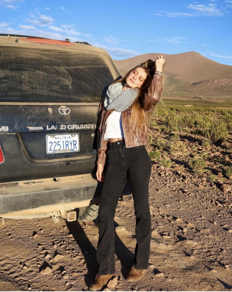 Phong cách thời trang đời thường của người đẹp Colombia vừa giành vương miện Miss International 2025 - 13