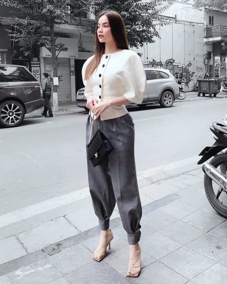 Hồ Ngọc Hà lộ chân khẳng khiu vì quần bó sát - 9