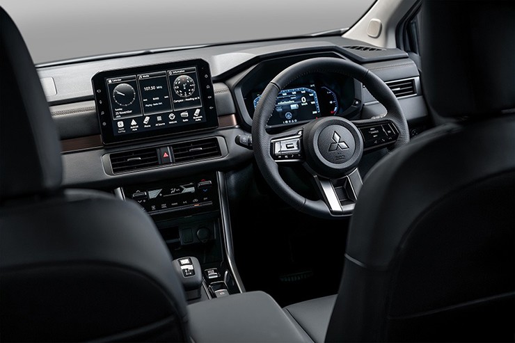 Nội thất xe có nhiều tính năng đáng chú ý