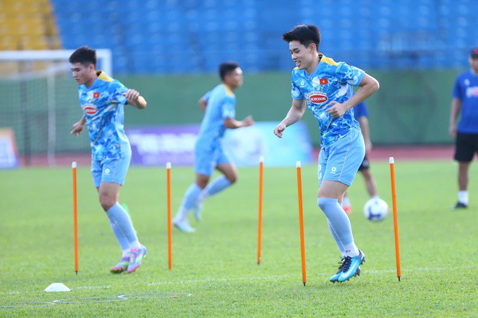 Đình Bắc - "Ngòi nổ" hứa hẹn tại SEA Games 33 - 1