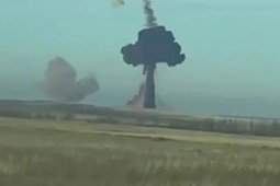 Báo Ukraine: Cảnh tượng tên lửa đạn đạo liên lục địa Nga phát nổ ngay sau khi rời bệ phóng