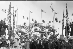 Kỳ thi lịch sử tái hiện qua ống kính người Pháp