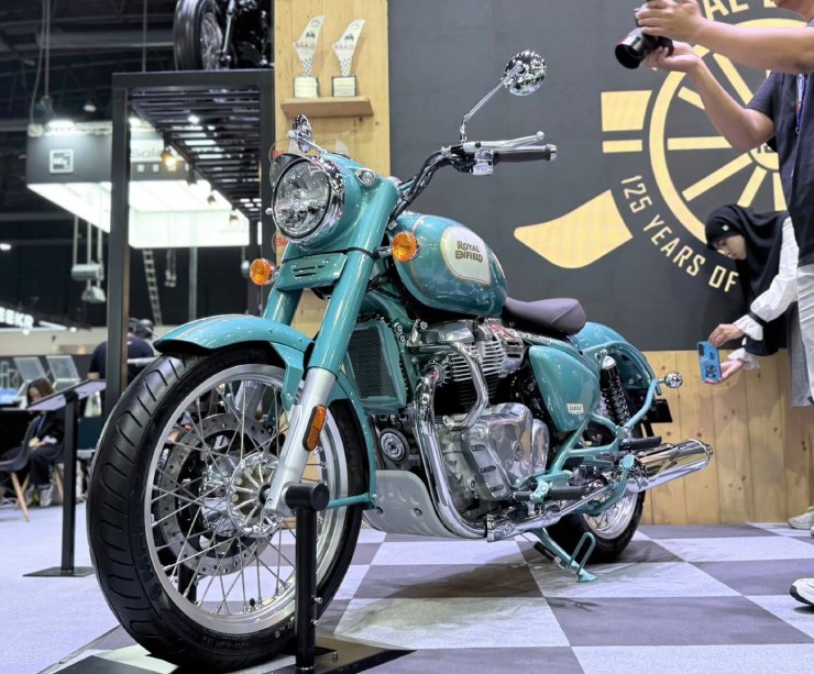 Ngắm xế nổ Royal Enfield Classic 650 với chất cổ điển đẹp không tì vết - 13