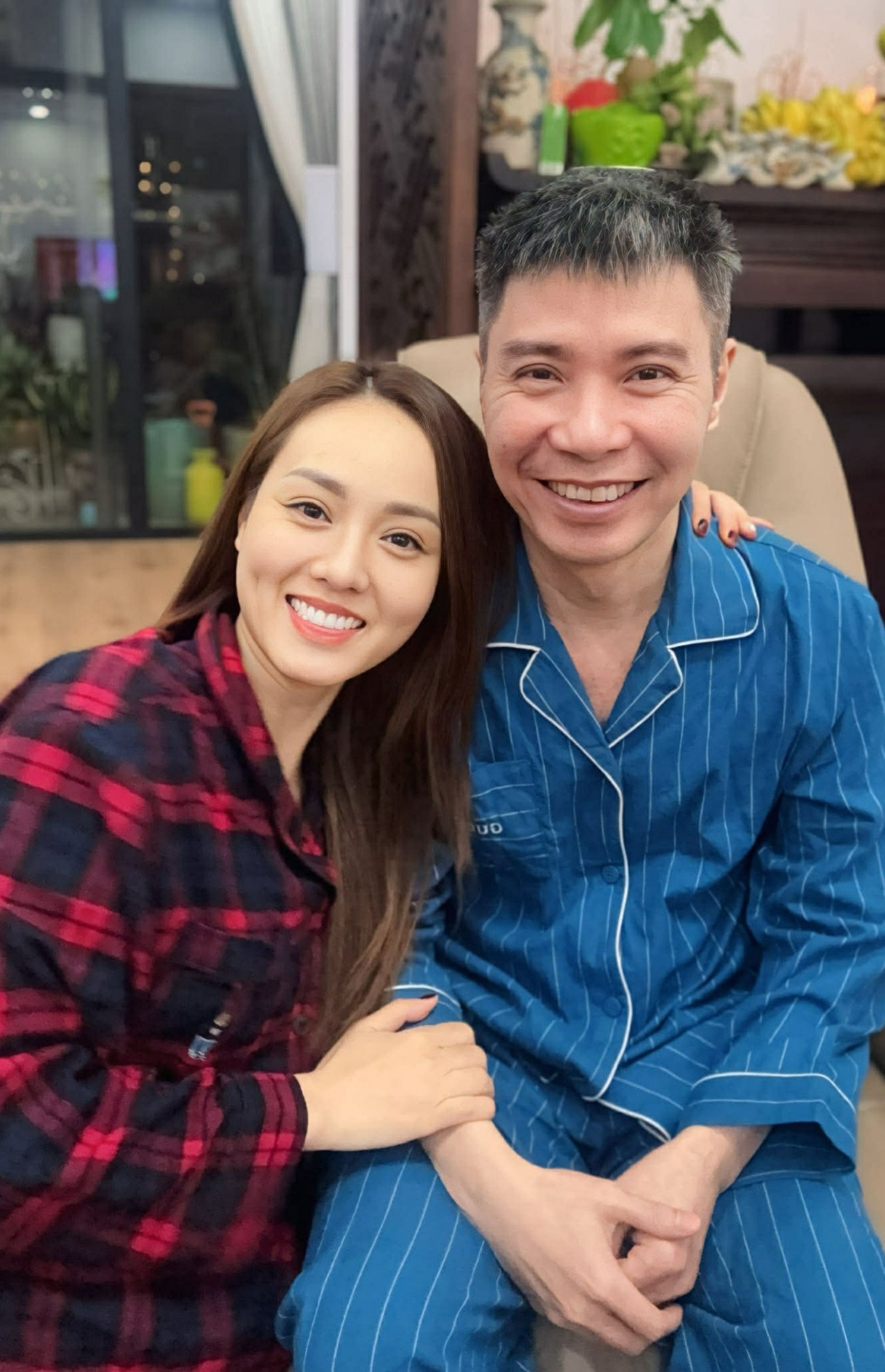 NSND Công Lý và vợ Ngọc Hà. 