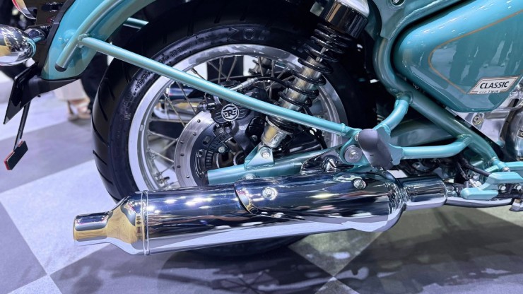 Ngắm xế nổ Royal Enfield Classic 650 với chất cổ điển đẹp không tì vết - 11