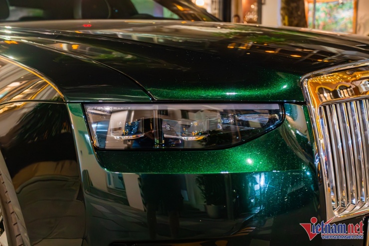 Xe siêu sang Rolls-Royce giá 50 tỷ của đại gia Hà Nội gắn biển số giá 110 triệu - 9