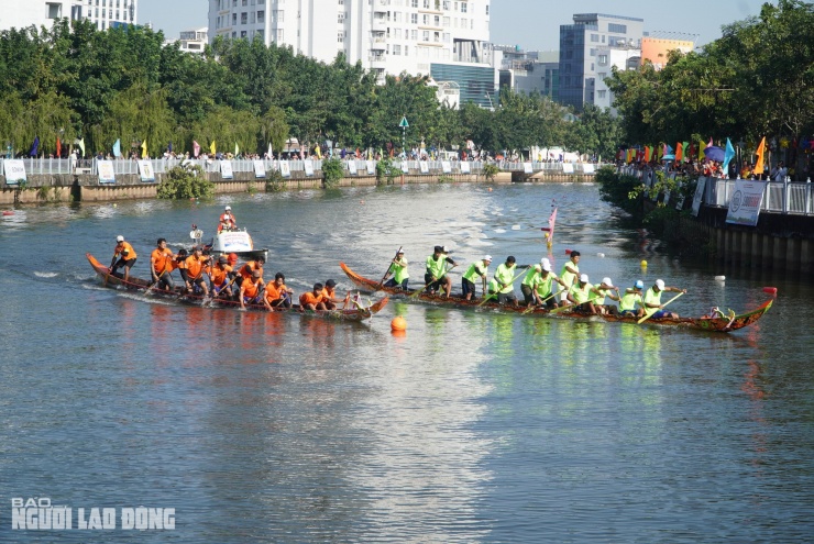 Lễ hội đua ghe ngo cúp Xuân Hòa mở rộng, năm 2025 với chủ đề "Lan tỏa bản sắc, gắn kết cộng đồng trên dòng kênh xanh Nhiêu Lộc - Thị Nghè"