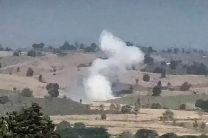 Hứng đạn pháo từ Myanmar, Thái Lan bắn cảnh báo