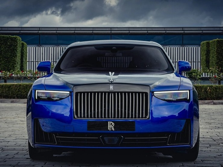 Rolls-Royce Ghost độc bản dành cho game thủ lộ diện