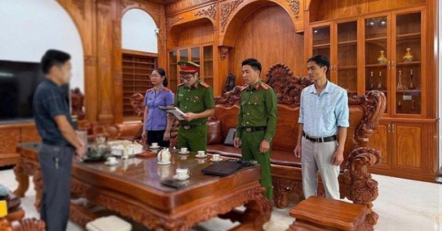 Bị khởi tố vì bán hàng online doanh thu hơn 50 ...